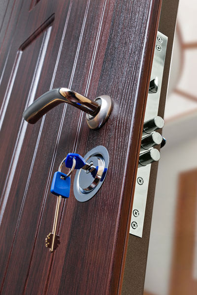 замок с сменным цилиндром