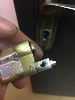 сломанный цилиндр